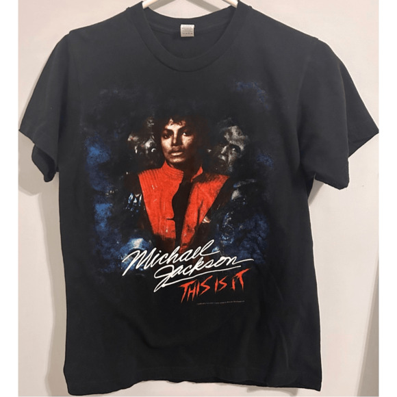 2009 Michael Jackson This Is It Thriller Zombie T-shirt Sz Small - Picture 1 of 10